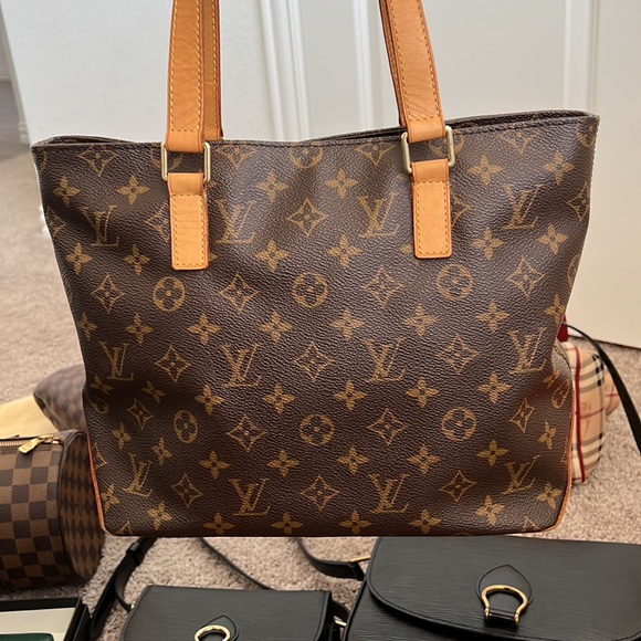 To be listed upon request - Picture 3 of 9